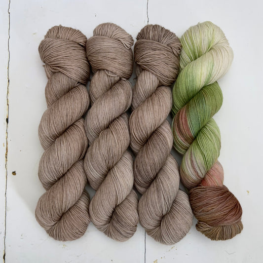 yamagara knits – luminos tee – hoo | sock – yarn pack #1