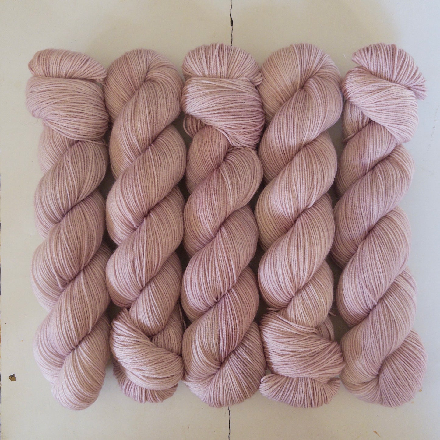 skeinLight – march – dovecote glow // haze