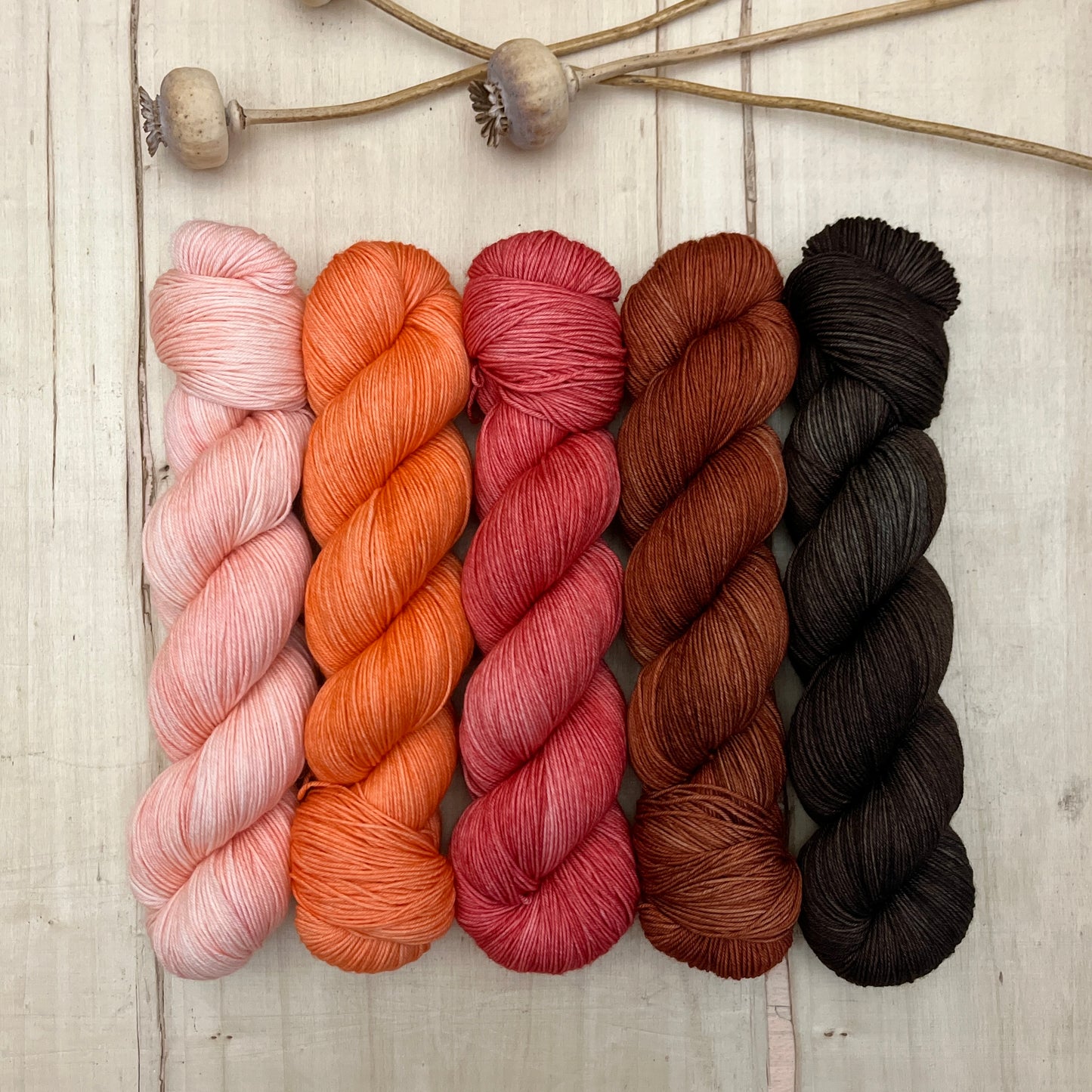 westknits hiberknitalong 2023 – glittering snowscape – pightle | fingering/4ply – yarn pack #3