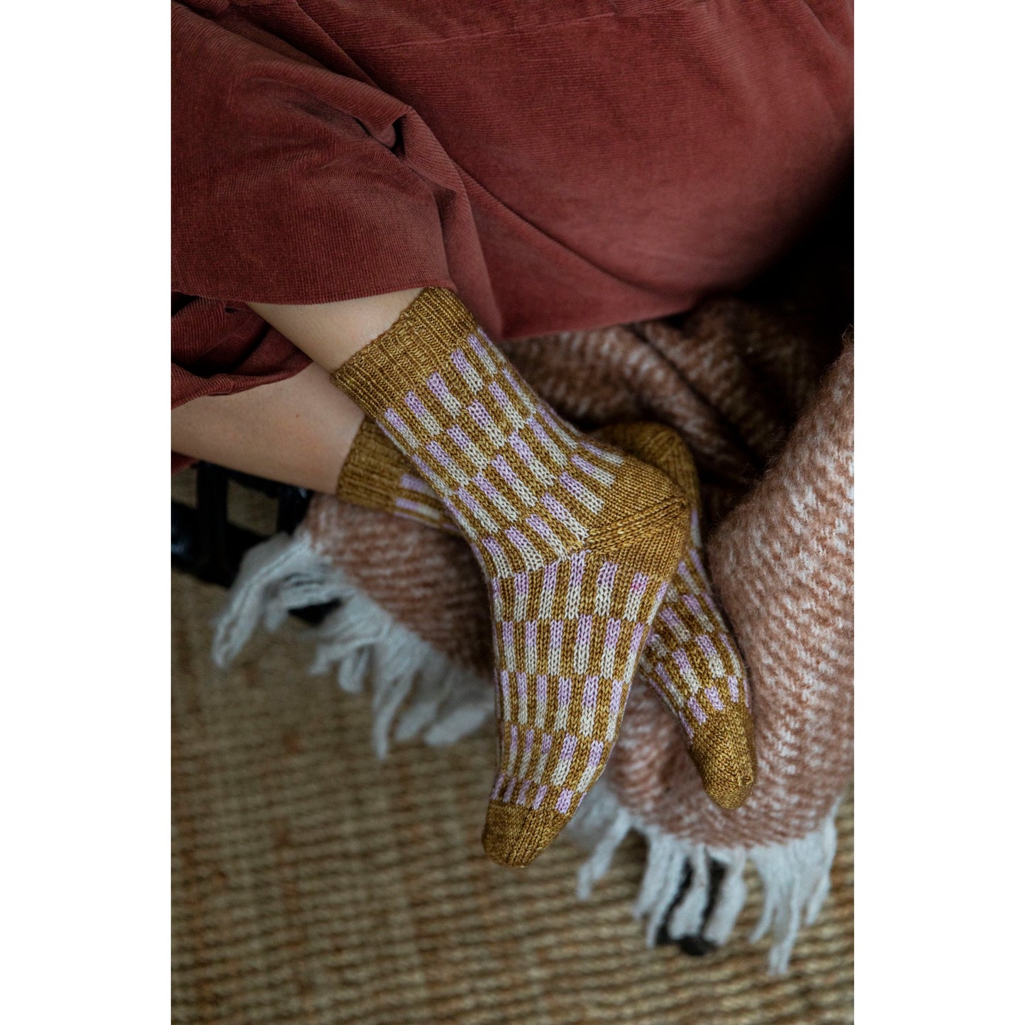 Laine - 52 weeks of socks vol.II