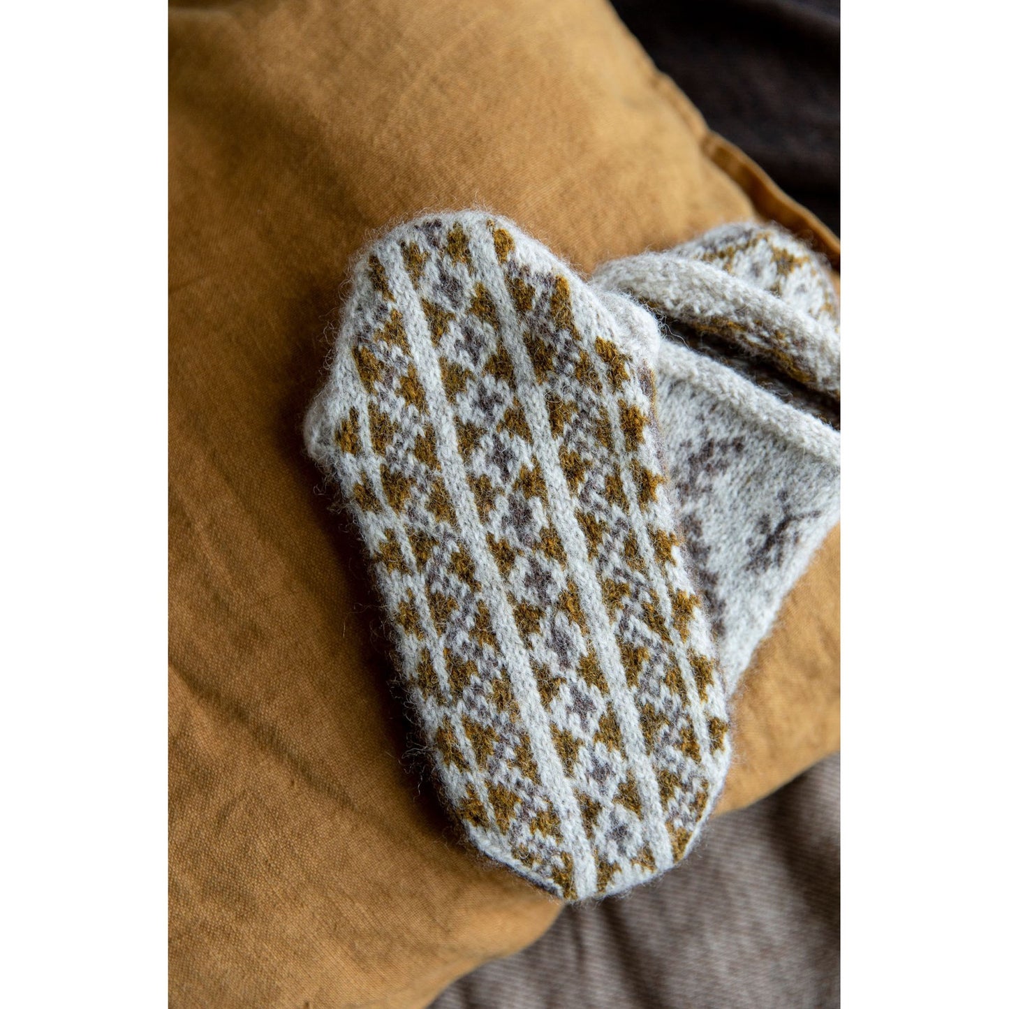 Laine - 52 weeks of socks vol.II