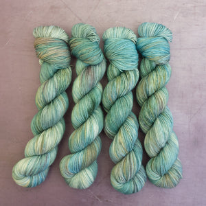 hither | sock (100g) - a different kind of quiet