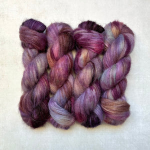 an accidental glimpse – aker | lace (50g)