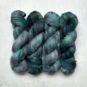 we walk the jewel-glimmered path – aker | lace (50g)