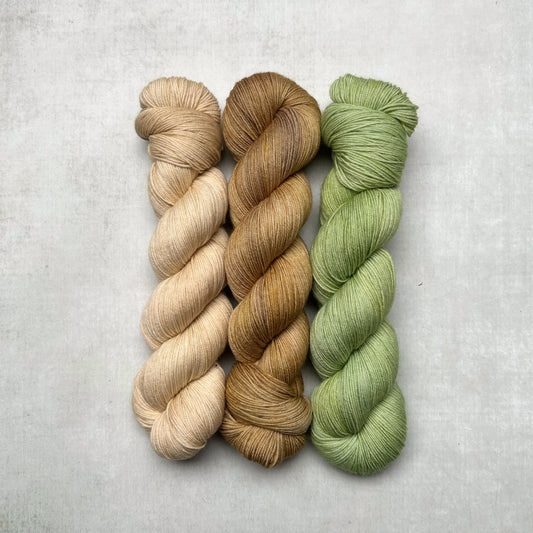 hedgerowMKAL – yarn pack #25 – pightle | fingering/4ply