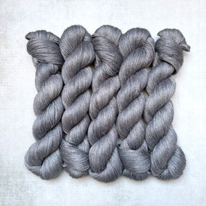 making a world – loke | fingering (100g)