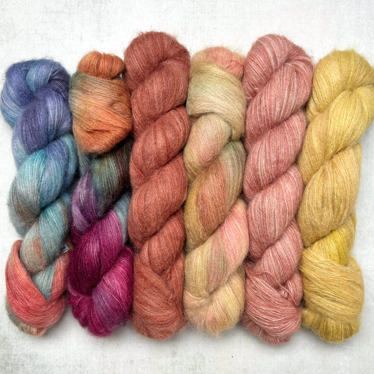 aker | lace