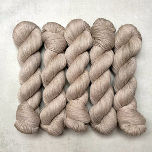 paving – lode | fingering (100g)