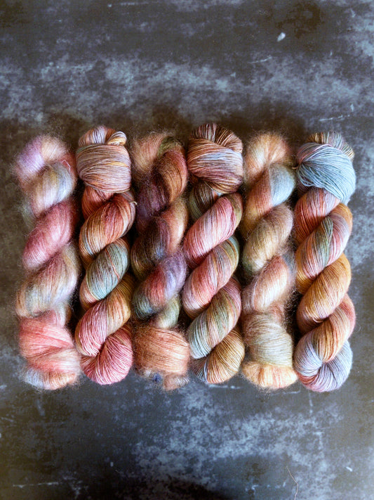 currently reading : Orbital by Samantha Harvey