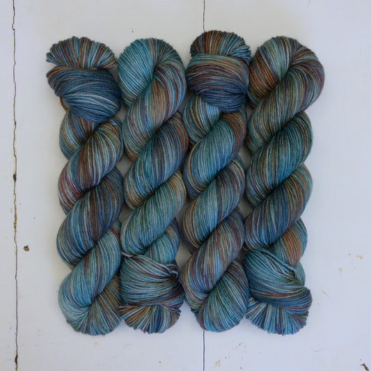 DYED TO ORDER - hoo | DK sock