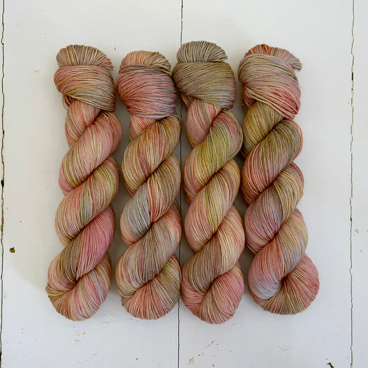 DYED TO ORDER - pightle | fingering/4ply