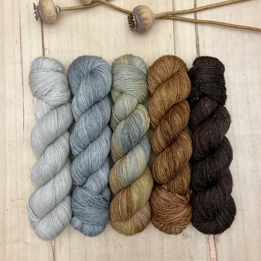 westknits hiberknitalong 2023 – glittering snowscape –  cade | singles – yarn pack #5