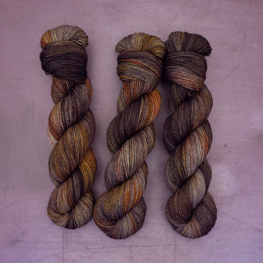 DYED TO ORDER - pightle | fingering/4ply