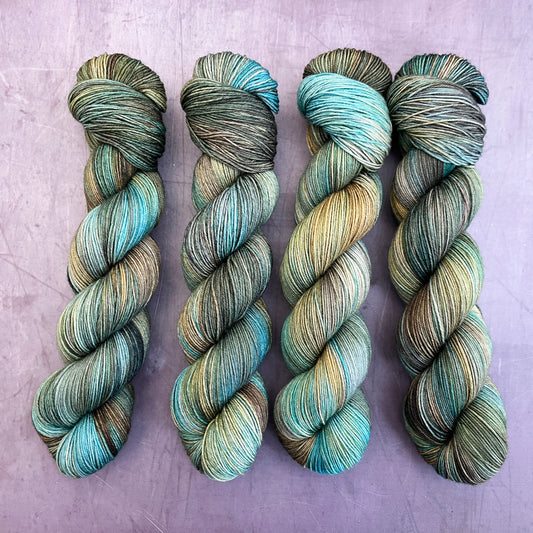 DYED TO ORDER - pightle | fingering/4ply