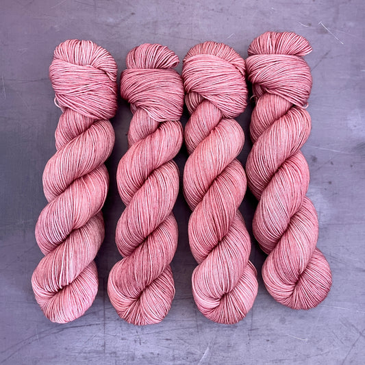 DYED TO ORDER - pightle | fingering/4ply